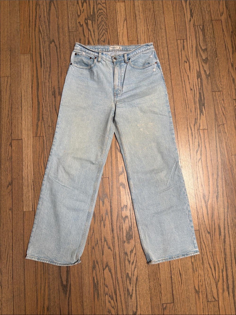 Abercrombie & Fitch Size 30 “The 90s Relaxed High Rise” Jean